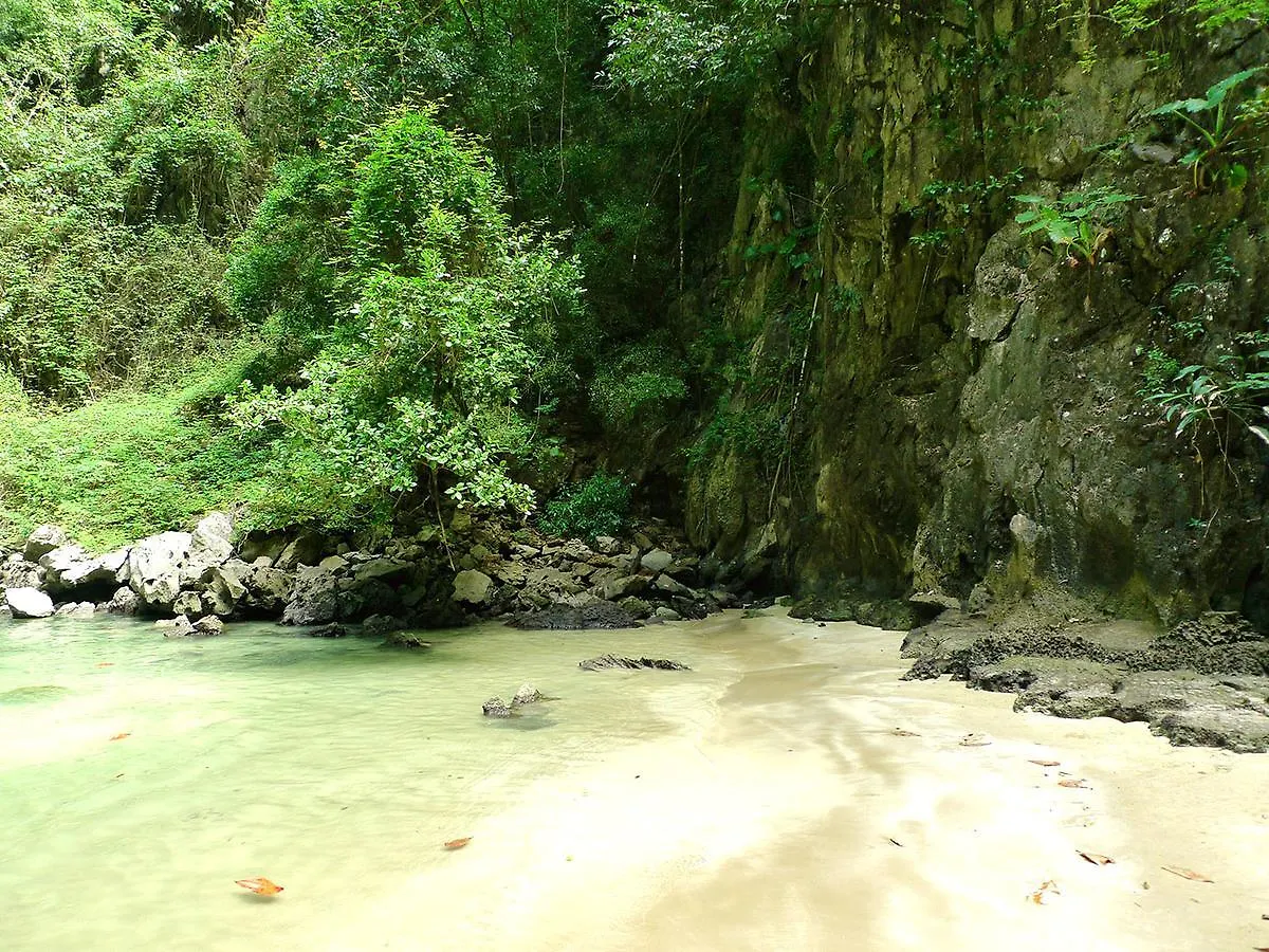 ** Penzion Baan Sri Lanta Sand Ko Lanta Thajsko