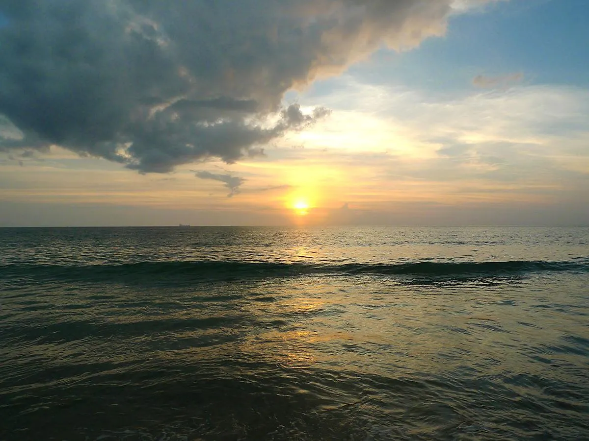 Baan Sri Lanta Sand Ko Lanta
