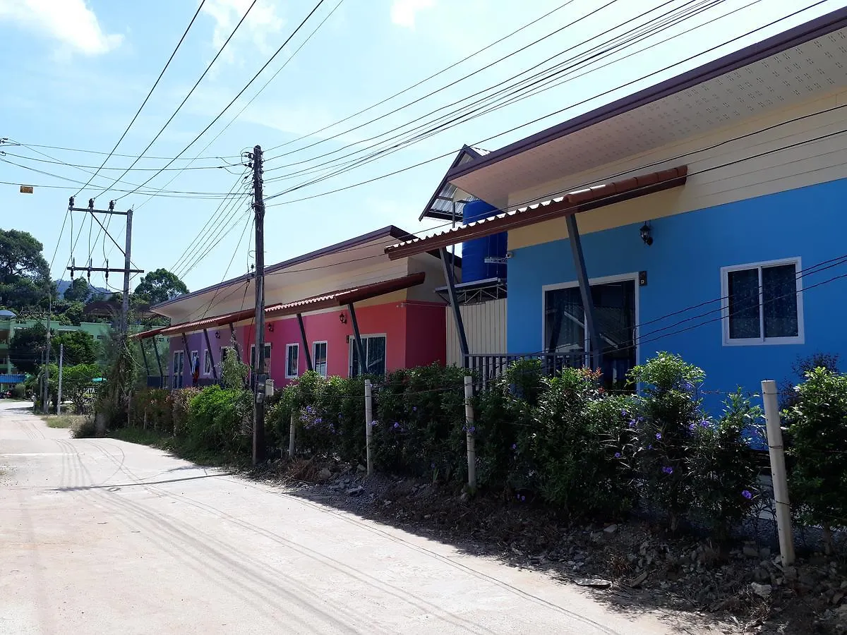 Baan Sri Lanta Sand Ko Lanta